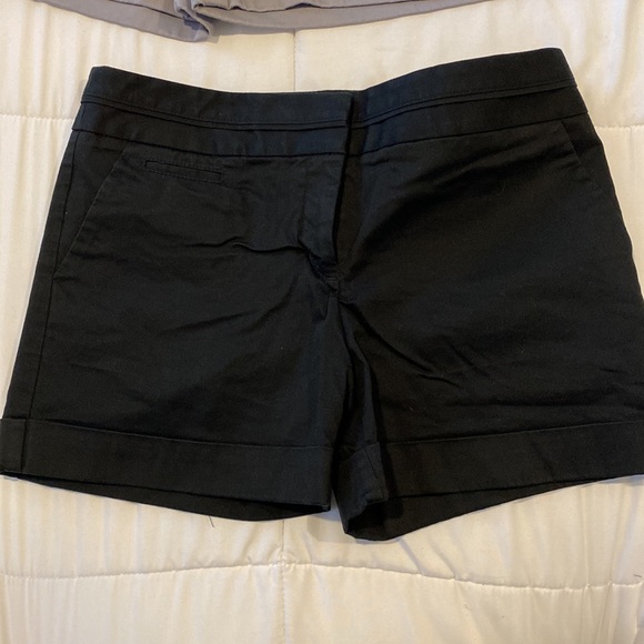 Lot of Express shorts. All size 6. Black/white/gray/blue - Picture 6 of 11